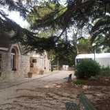 Il trullo che custodisce e protegge la grotta